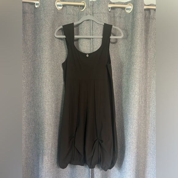 Deca de Vous a Nous Black Sleeveless Athletic Dress - Picture 2 of 6